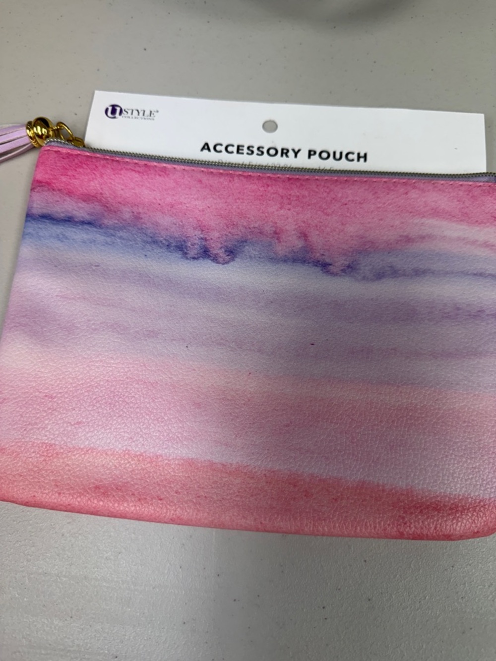 U Style 9 inch x 6.5 inch accessory pouch Watercolor design Accessory Pouch new